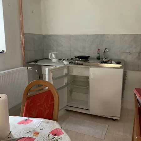 Holiday home Monteur-ferienwohnung *